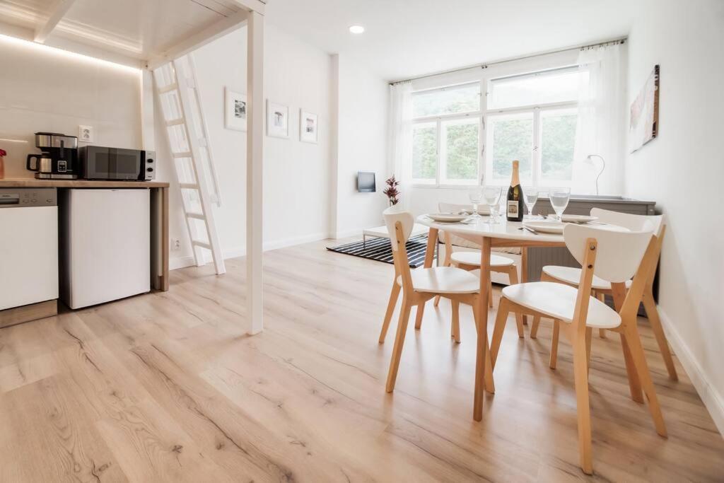 Studio Mala Strana - Prague Historical Center Экстерьер фото